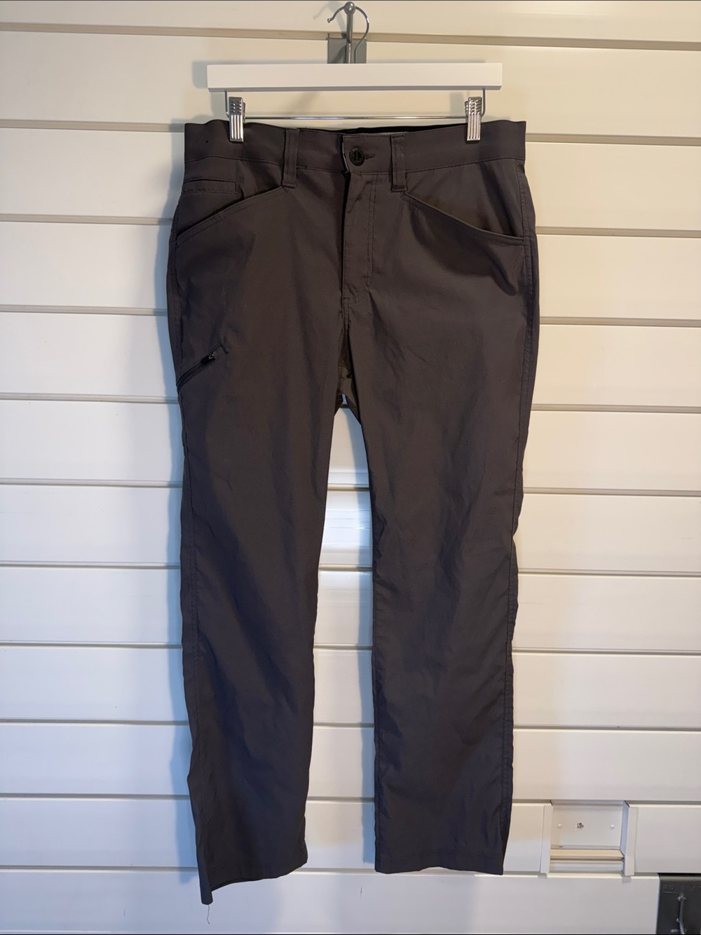 Orvis Men's Dark Gray Pants